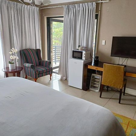 Camdene Guesthouse كيب تاون المظهر الخارجي الصورة